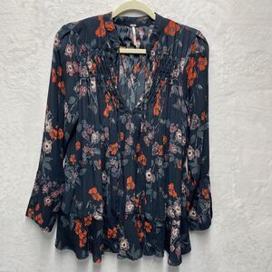 Free People Top Womens Small Blue Floral Pebble Crepe So Fine Smocked Tunic Boho
